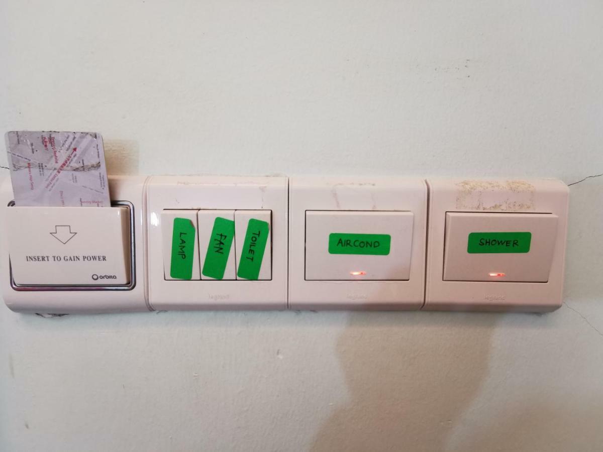 Halo Hostel Kota Kinabalu Dış mekan fotoğraf