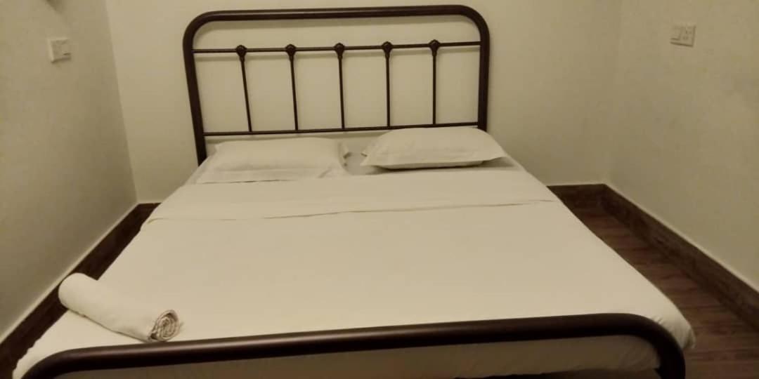Halo Hostel Kota Kinabalu Dış mekan fotoğraf