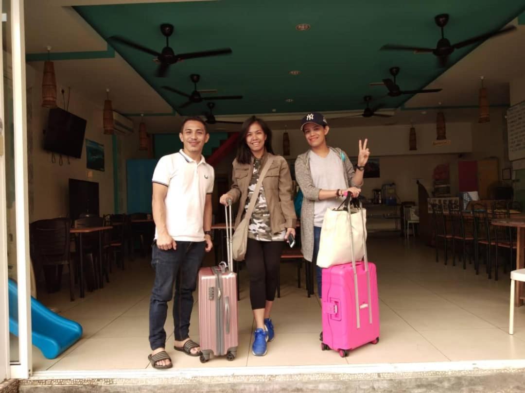 Halo Hostel Kota Kinabalu Dış mekan fotoğraf